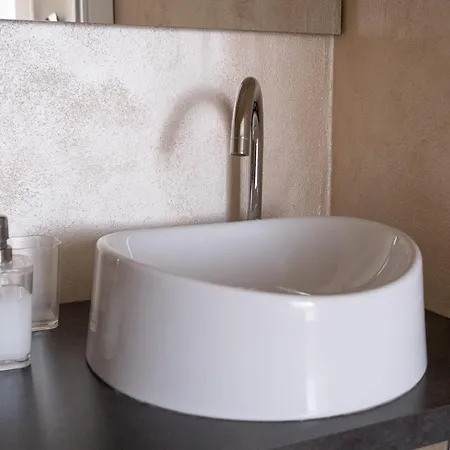 Πανσιόν Cute & Cozy Train Station