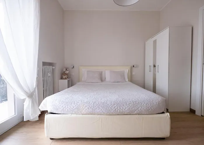 ゲストハウス Cute & Cozy Train Station ベルガモ